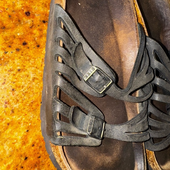 Birkenstock Black Strappy Sandals sz 40 - Picture 2 of 7